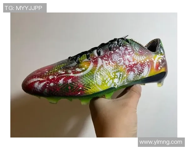 球星专用足球鞋是否真的与普通球鞋有显著差异解析